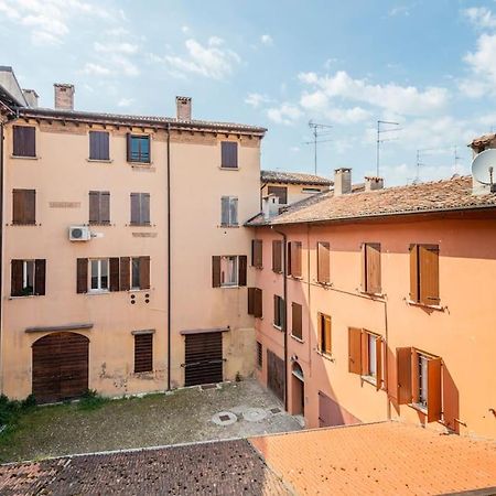 Apartment Under The Basilica Of Sant'Andrea Mantoue Extérieur photo