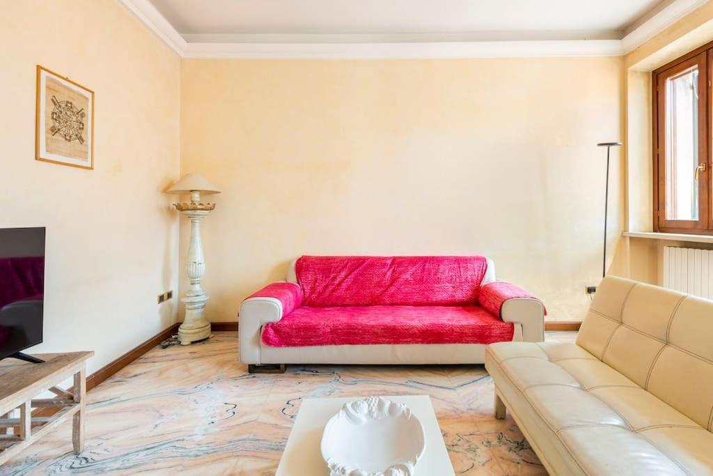 Apartment Under The Basilica Of Sant'Andrea Mantoue Extérieur photo